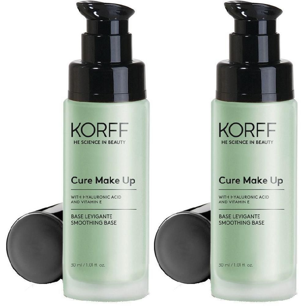 Due flaconi KORFF con dispenser a pompa e tappo nero. Base levigante per make-up.