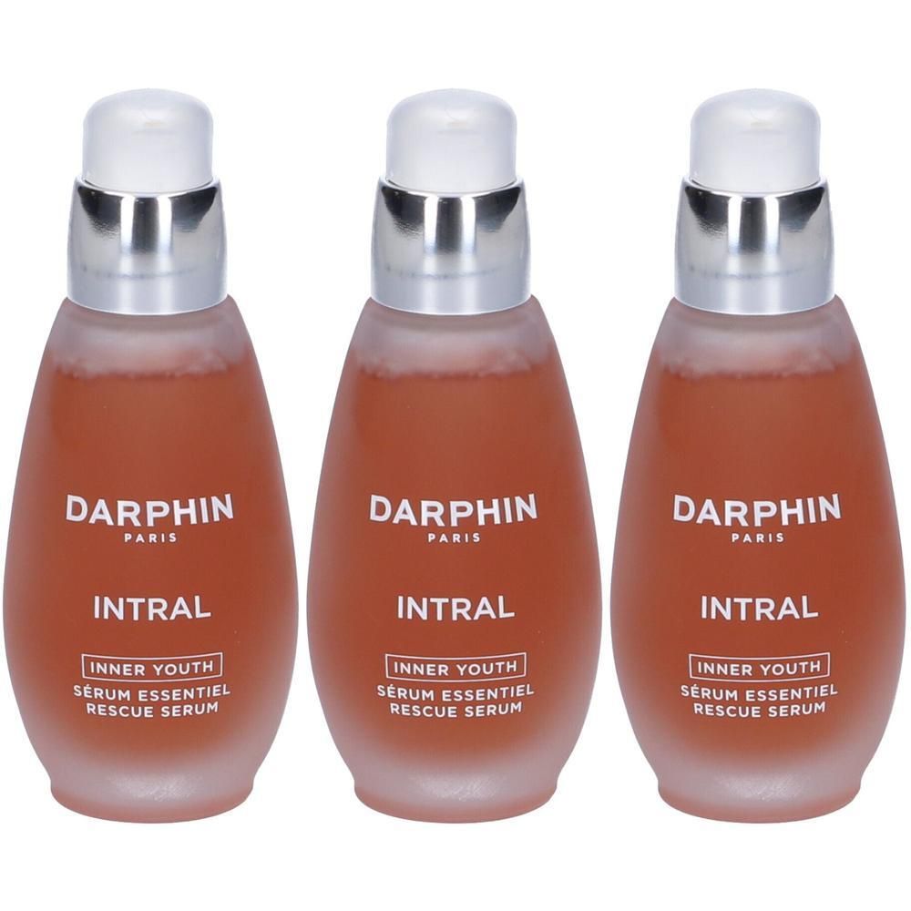 Tre flaconi Darphin Intral Inner Youth Rescue Serum con erogatore.