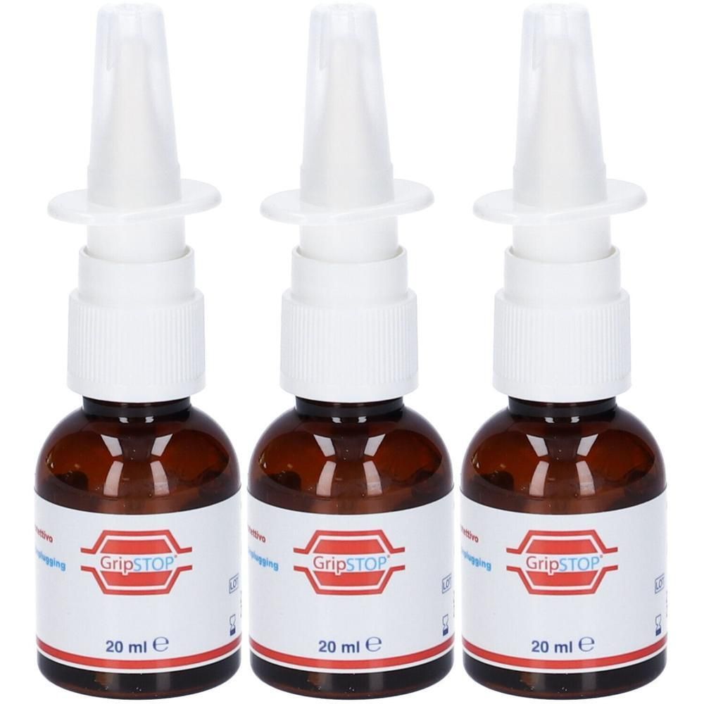 Tre flaconi in vetro ambrato con applicatori spray nasale e tappi bianchi. Etichette mostrano 'GripSTOP' e '20 ml e'.