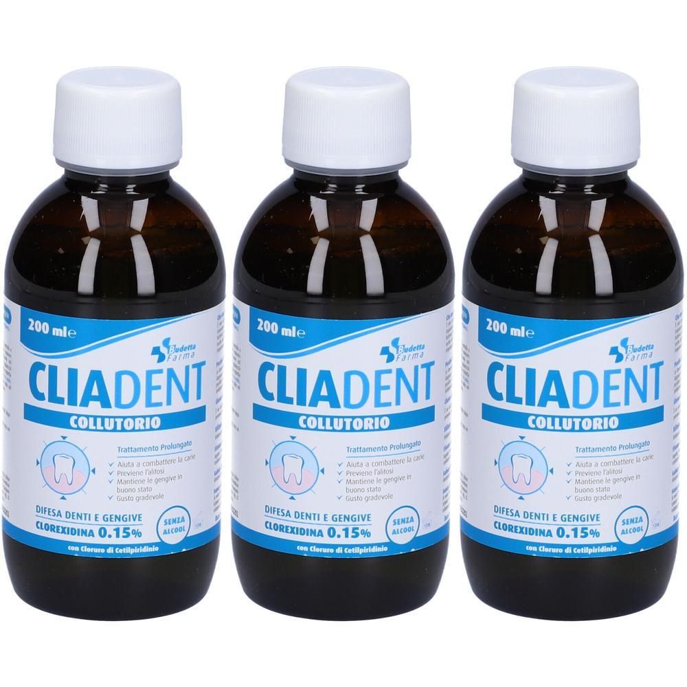 Tre flaconi di collutorio CLIADENT, 200 ml ciascuno, con Clorexidina 0,15%. Flaconi in vetro ambrato con tappi bianchi.