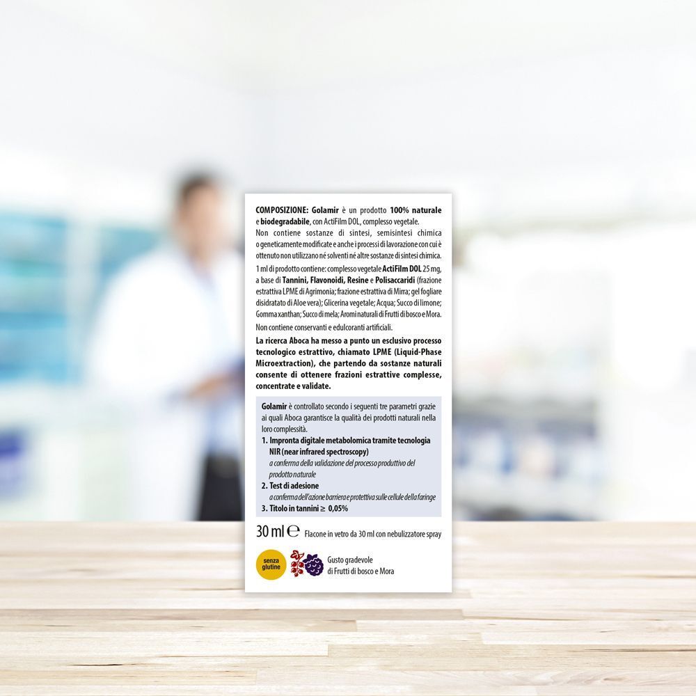Vista di dettaglio di una confezione di Golamir Spray No Alcool con indicazione 30 ml e certificazioni.