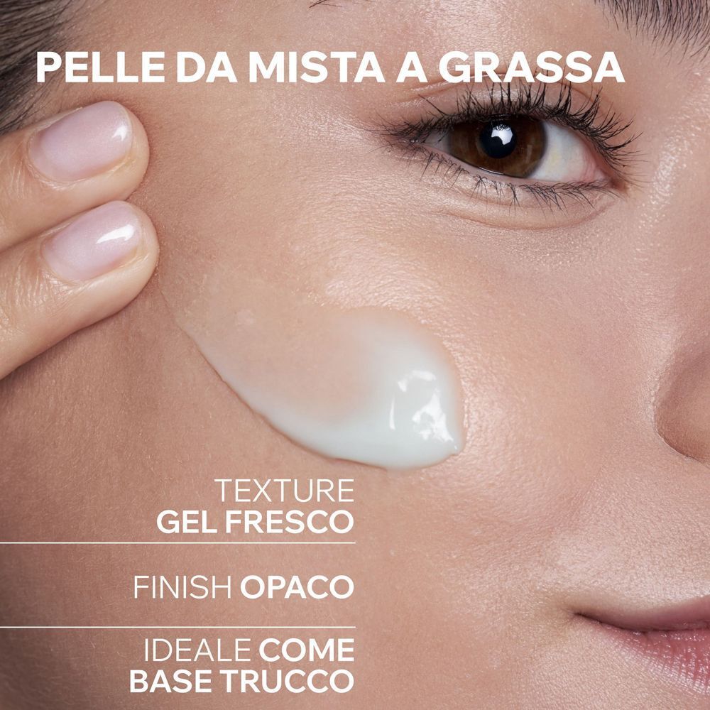 Texture gel fresca con finish opaco, ideale come base trucco per pelli da miste a grasse.