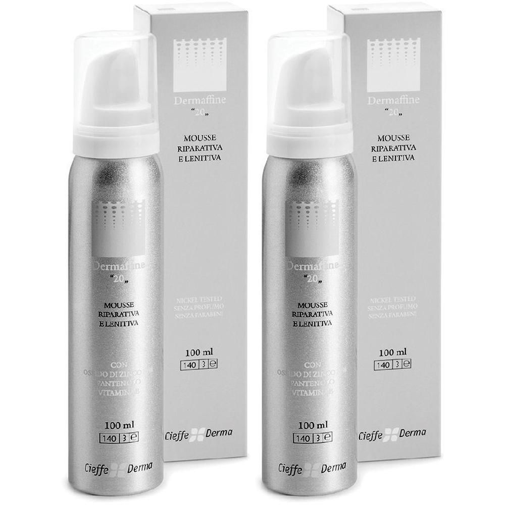 Due flaconi spray argentati Dermaffine 20. Mousse riparatrice e lenitiva.