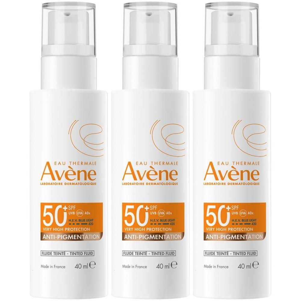 Tre flaconi di fluido Avène SPF 50+ protezione anti-macchie.