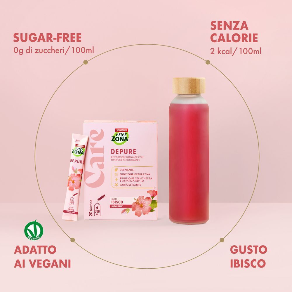 Confezione, bustina e bottiglia EnerZona Care Depure con bevanda rossa, senza zuccheri.