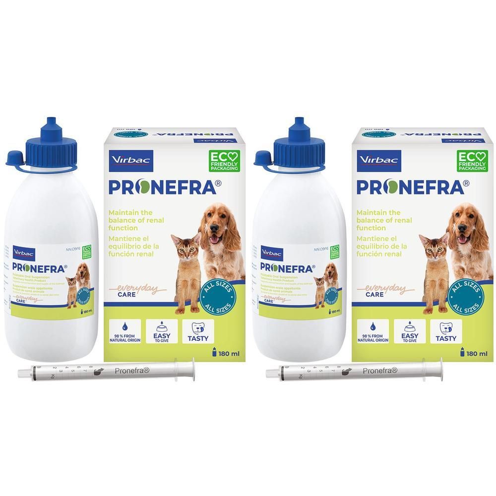 Due flaconi di Virbac Pronefra, 100ml ciascuno, con siringa.