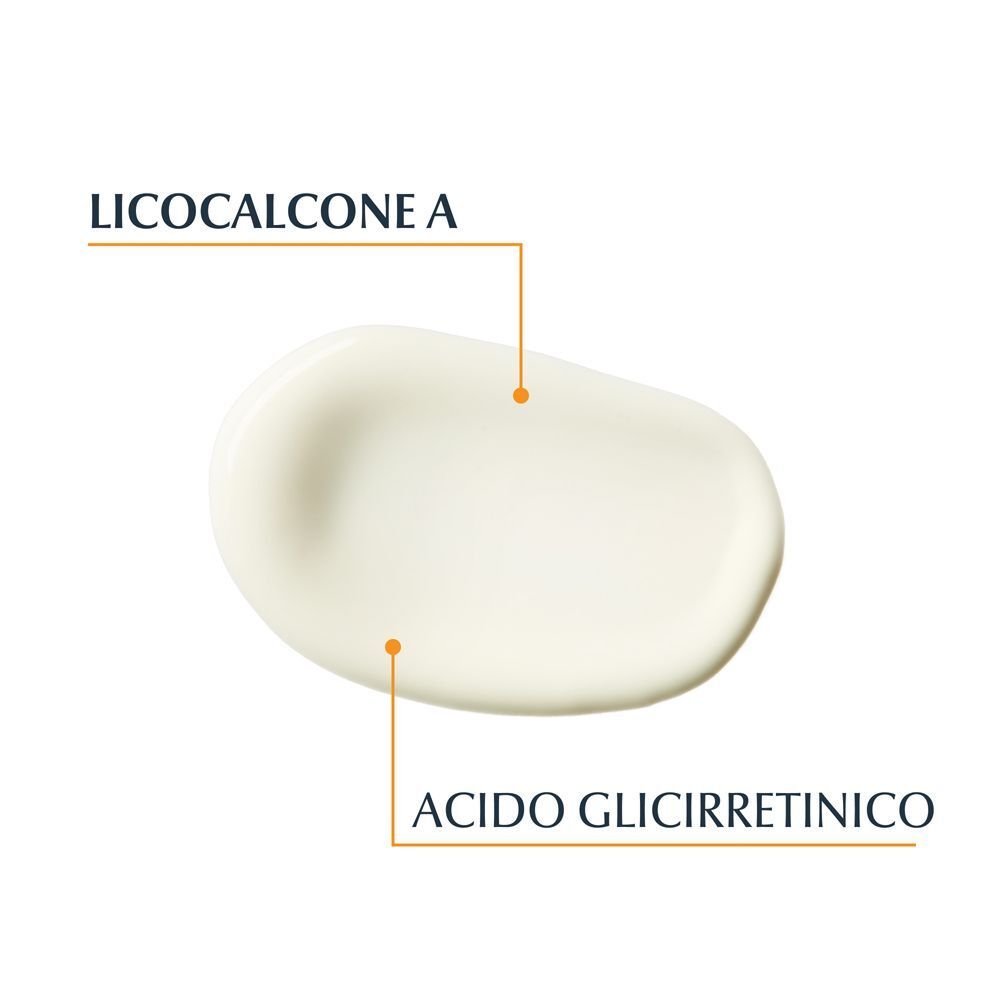 Una goccia di crema solare con le diciture Licochalcone A e Acido Glicirretinico.