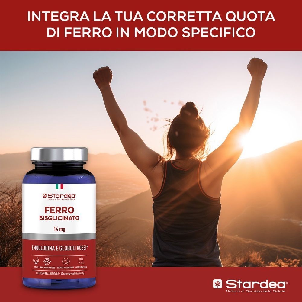 Un flacone di Stardea Ferro Bisglicinato 14 mg accanto a una persona con le braccia alzate, che simboleggia energia e vitalità.