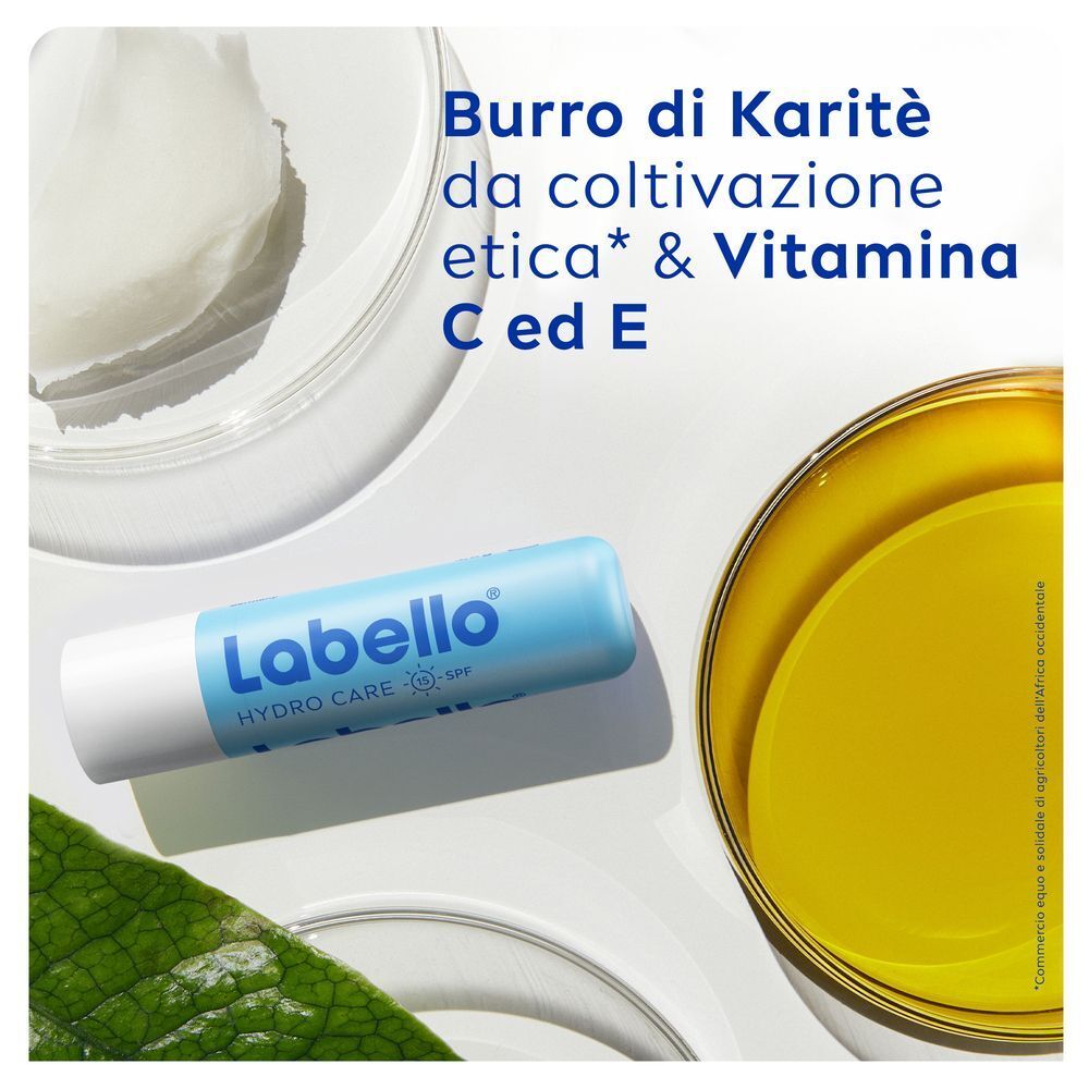 Balsamo labbra Labello Hydro Care con burro di karité, Vitamina C ed E.