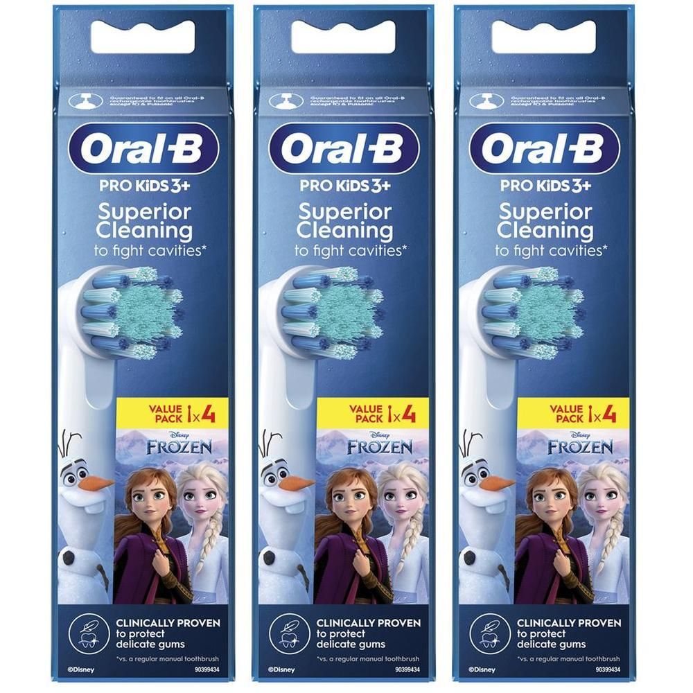 Tre confezioni di testine Oral-B Pro Kids 3+ a tema "Frozen". Setole blu e bianche, per gengive delicate.