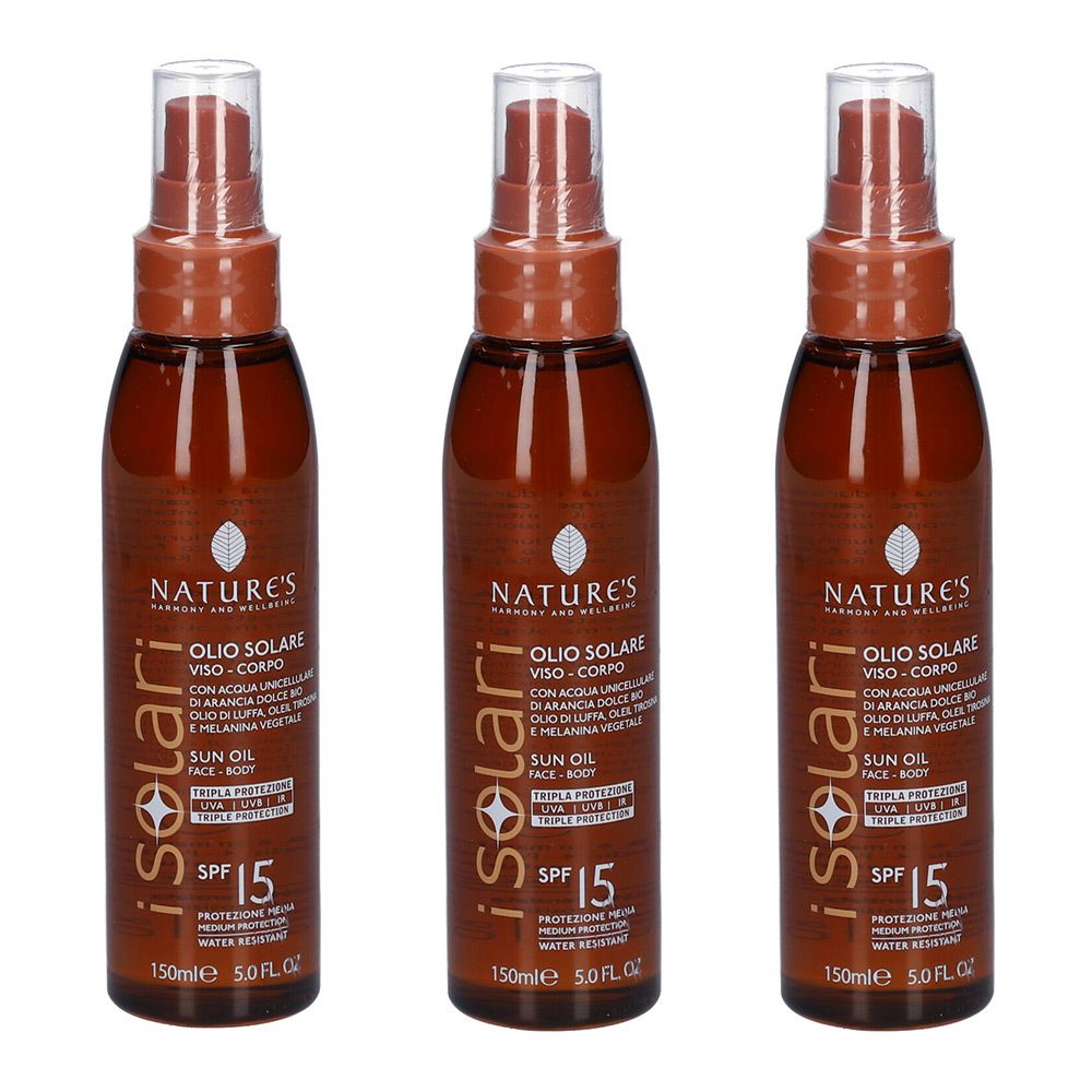 Tre flaconi di Olio Solare NATURE'S iSolari SPF 15. Flaconi marroni con spray e tappo trasparente.