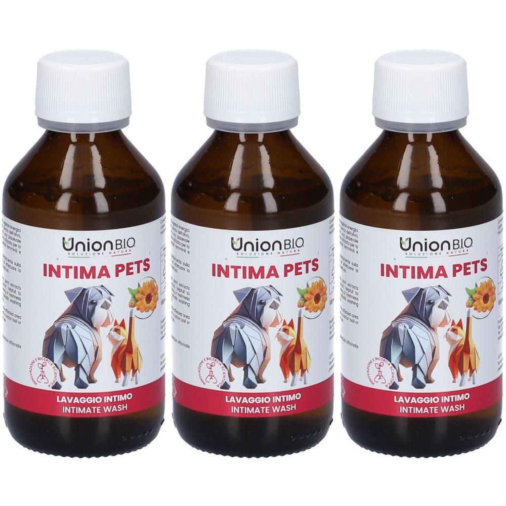 Tre flaconi marroni di UnionBIO Intima Pets Intimate Wash.