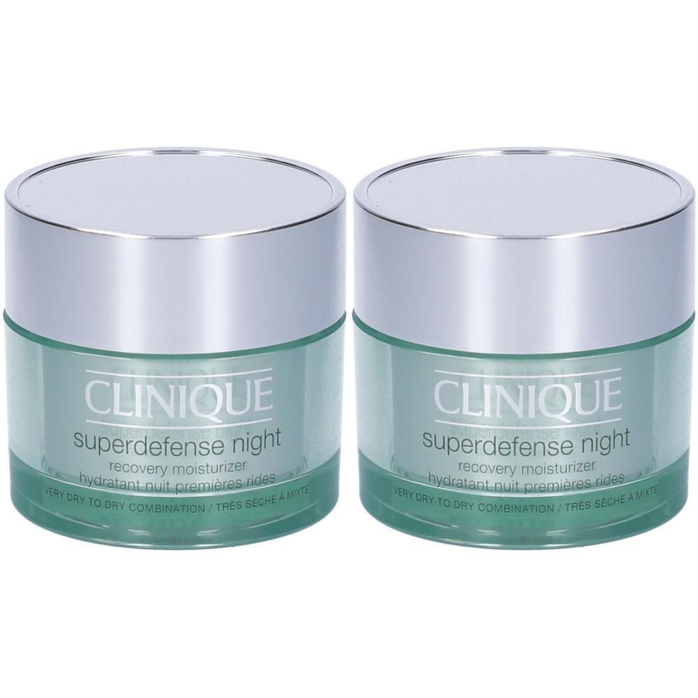 Due vasetti di crema idratante notte Clinique Superdefense.