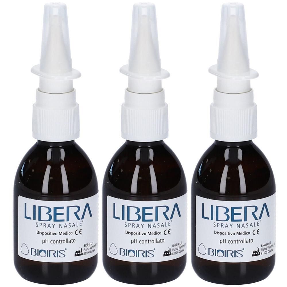 Tre flaconi in vetro ambrato con applicatori spray nasale. Etichette indicano 'LIBERA SPRAY NASALE'.