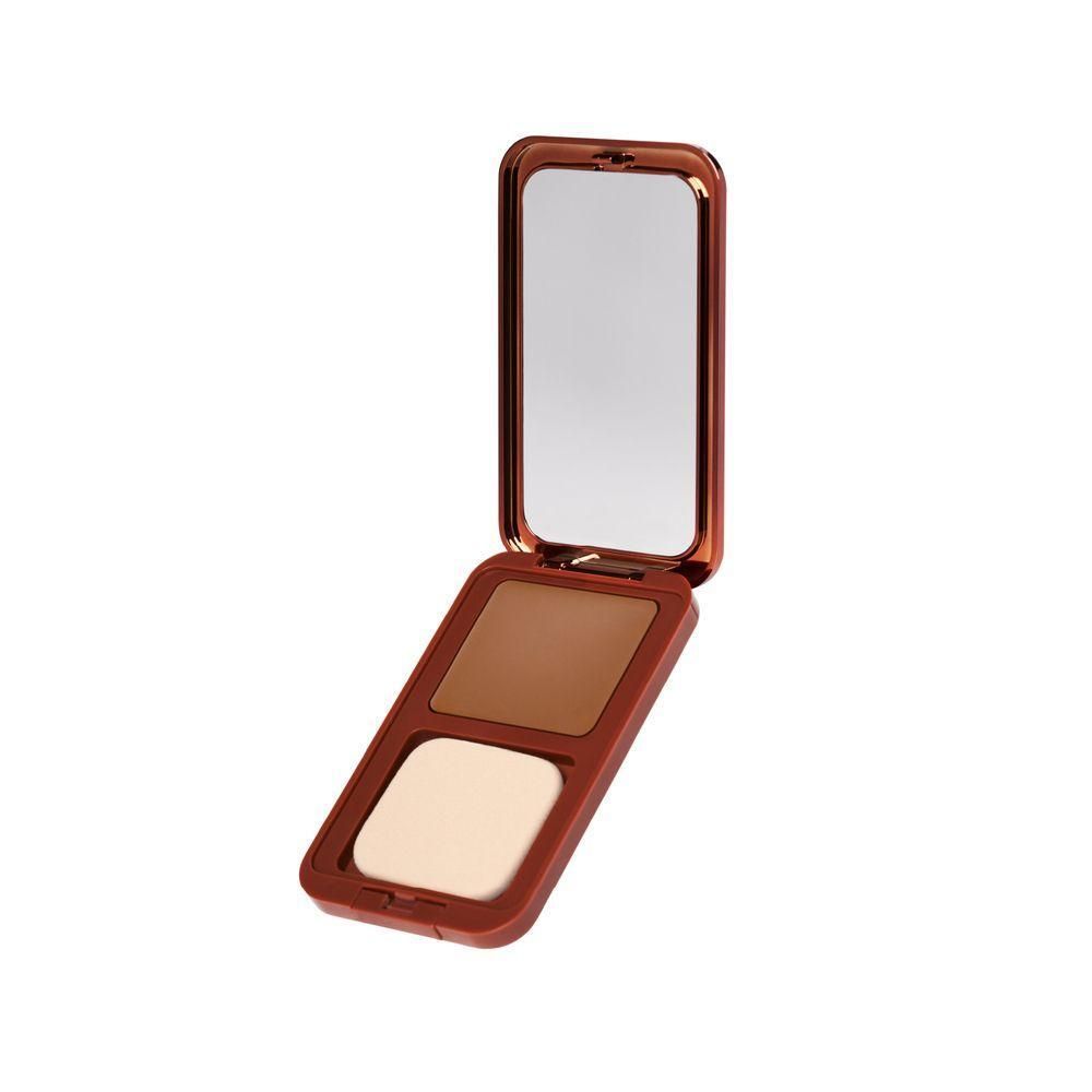 Fondotinta compatto in contenitore marrone con specchio e spugnetta beige chiaro.