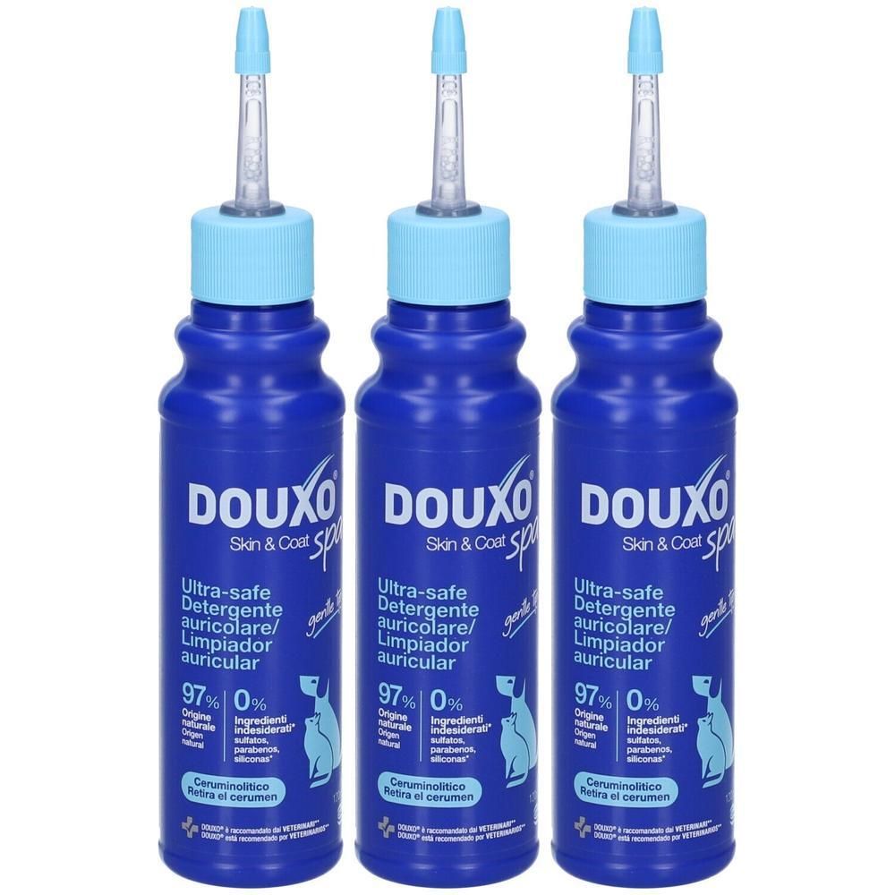 Tre flaconi di shampoo D.dog per pelo lungo.