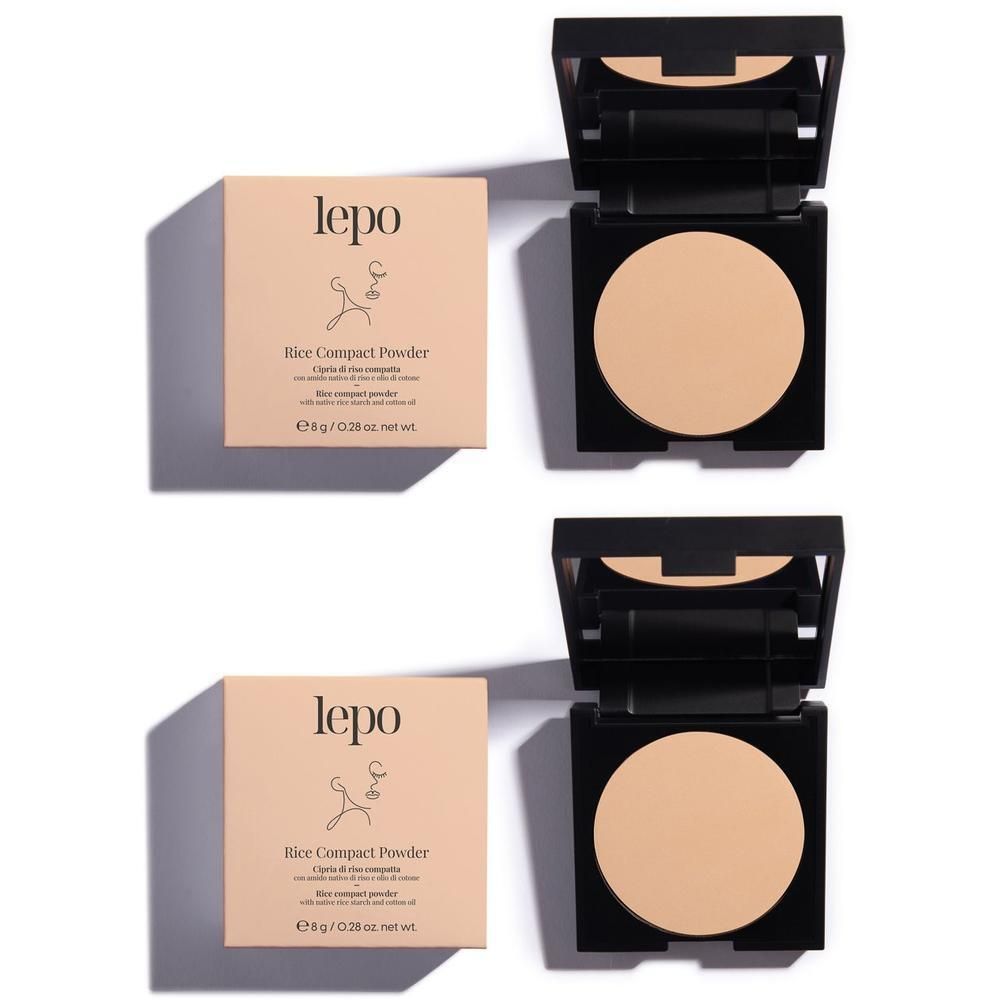 Due ciprie compatte Lepo Rice in confezione beige e astucci neri aperti con cipria chiara.