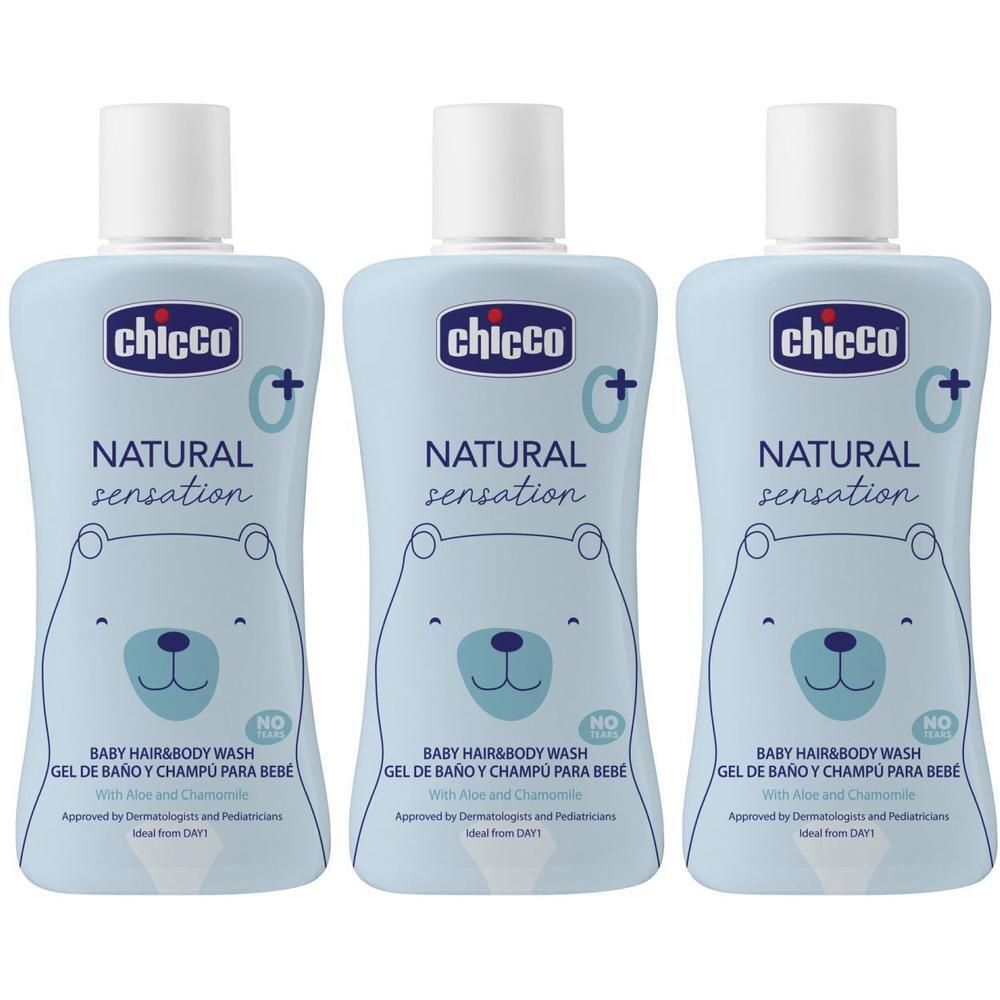 Tre flaconi di Chicco Natural Sensation Baby Hair & Body Wash con disegno di orso.