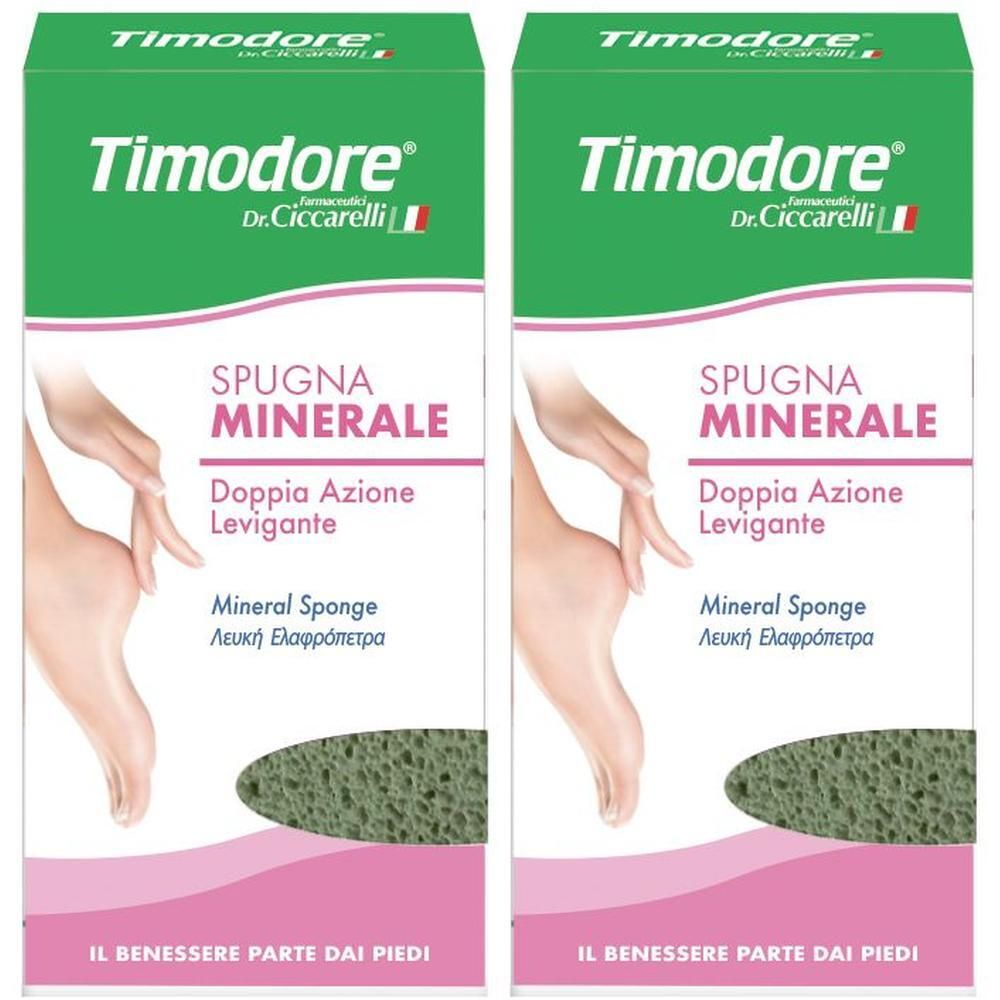Due confezioni di Timodore Spugna Minerale a doppia azione. Mostra la cura del piede con una spugna.