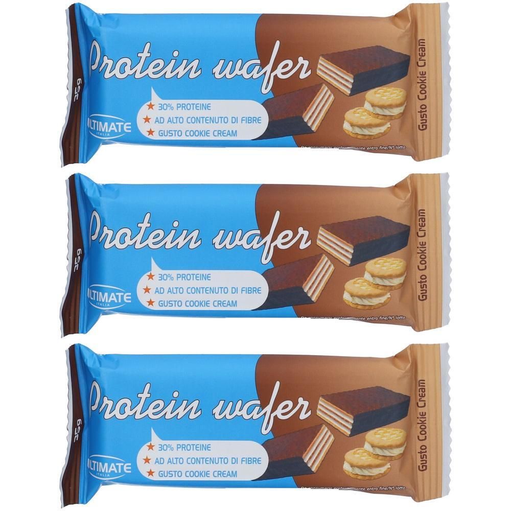 Tre wafer proteici gusto cookie cream.