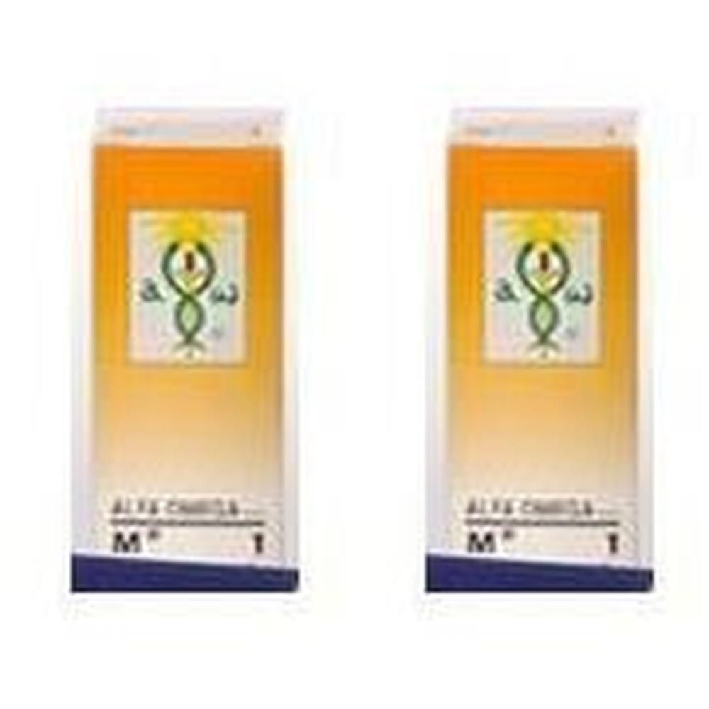 Due confezioni di strisce reattive, ciascuna con logo e scritta 'ALFA CHIMICA M 1'.
