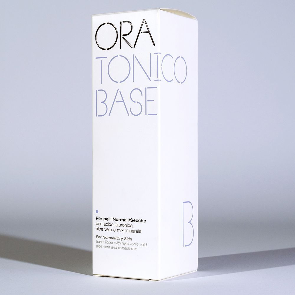 Scatola di ORA TONICO BASE per pelli normali e secche con acido ialuronico.