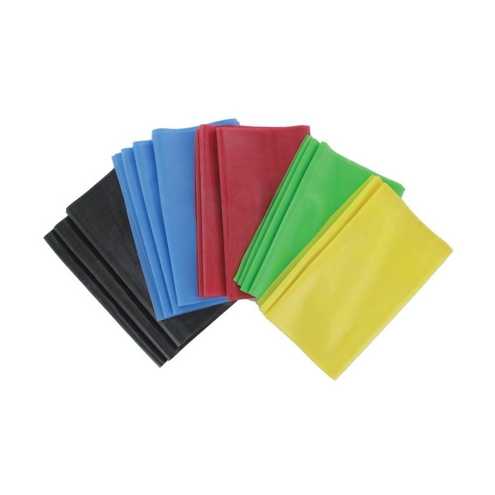 Tre donne in tute blu che si allenano con elastici di resistenza. Giallo, rosa e nero.