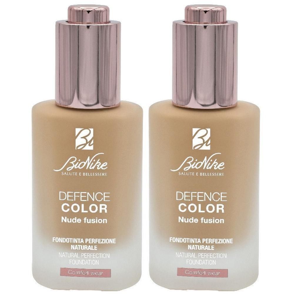 Due flaconi di fondotinta BioNike Defence Color Nude Fusion con tappo contagocce.