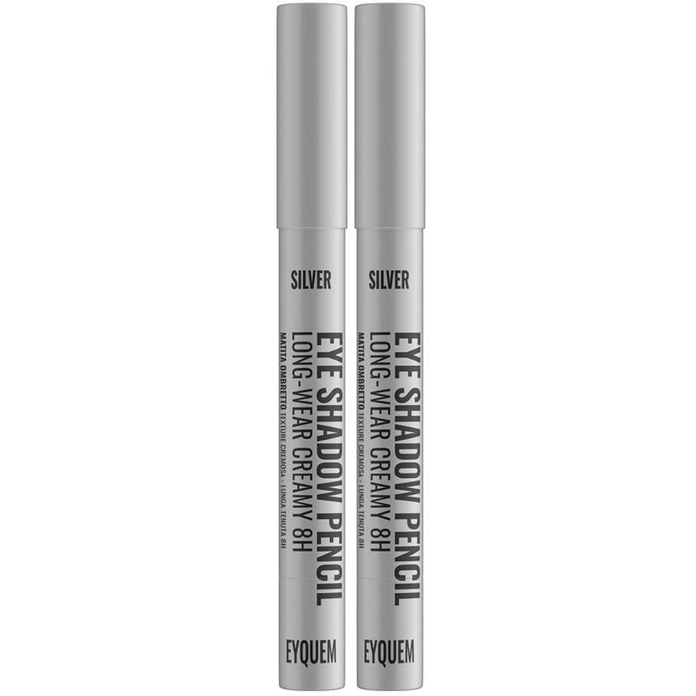 Due matite ombretto argentate con scritta "EYQUEM EYE SHADOW PENCIL LONG-WEAR CREAMY 8H".
