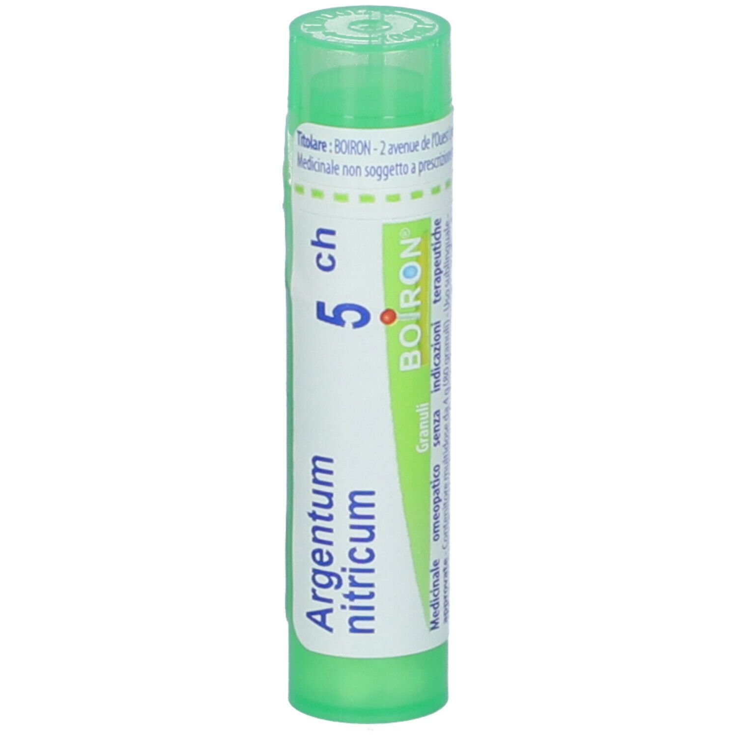Confezione cilindrica, tappo verde. Scritta: Argentum nitricum, 5 ch, BOIRON. Ulteriori informazioni testuali.