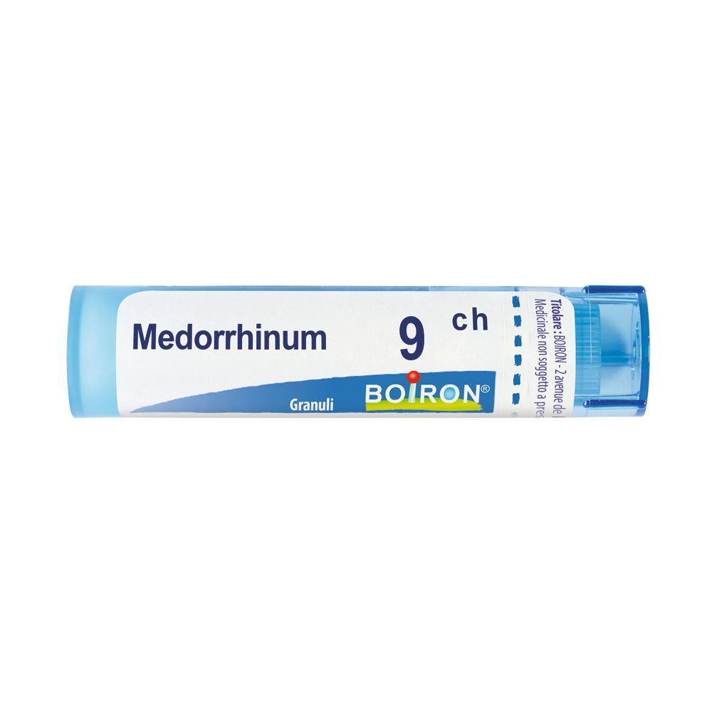 Confezione cilindrica blu con etichetta bianca. Scritta: Medorrhinum 9 ch, Granuli, BOIRON.