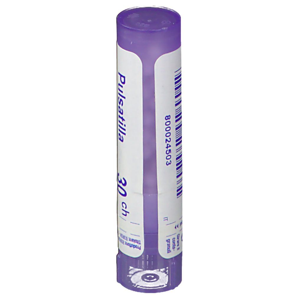 Confezione cilindrica viola. Etichetta bianca con 'Pulsatilla 30 ch'. Codice a barre e numero prodotto.