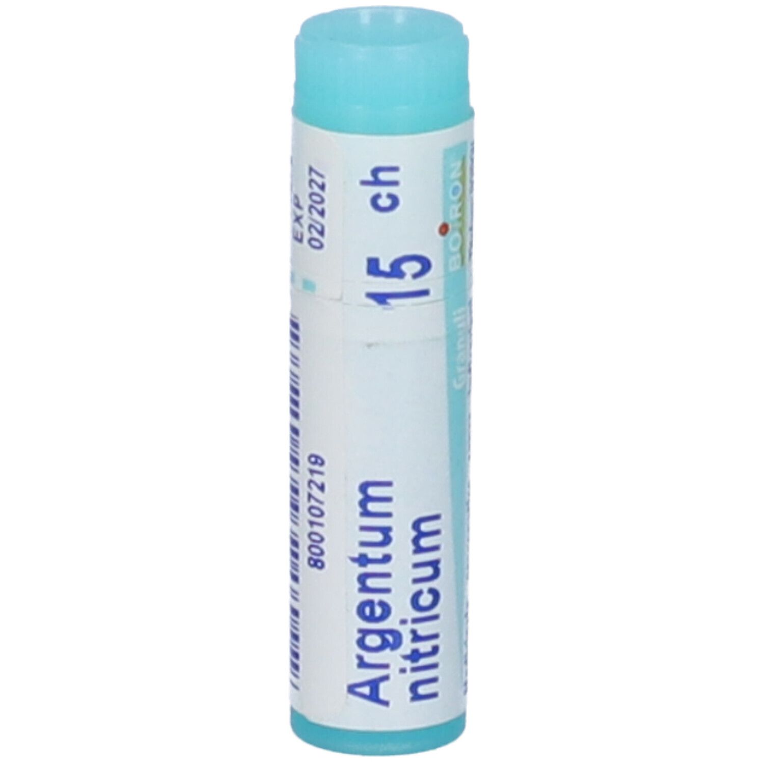 Confezione cilindrica con tappo blu. Scritta: Argentum nitricum 15 ch, 02/2027, Boiron.