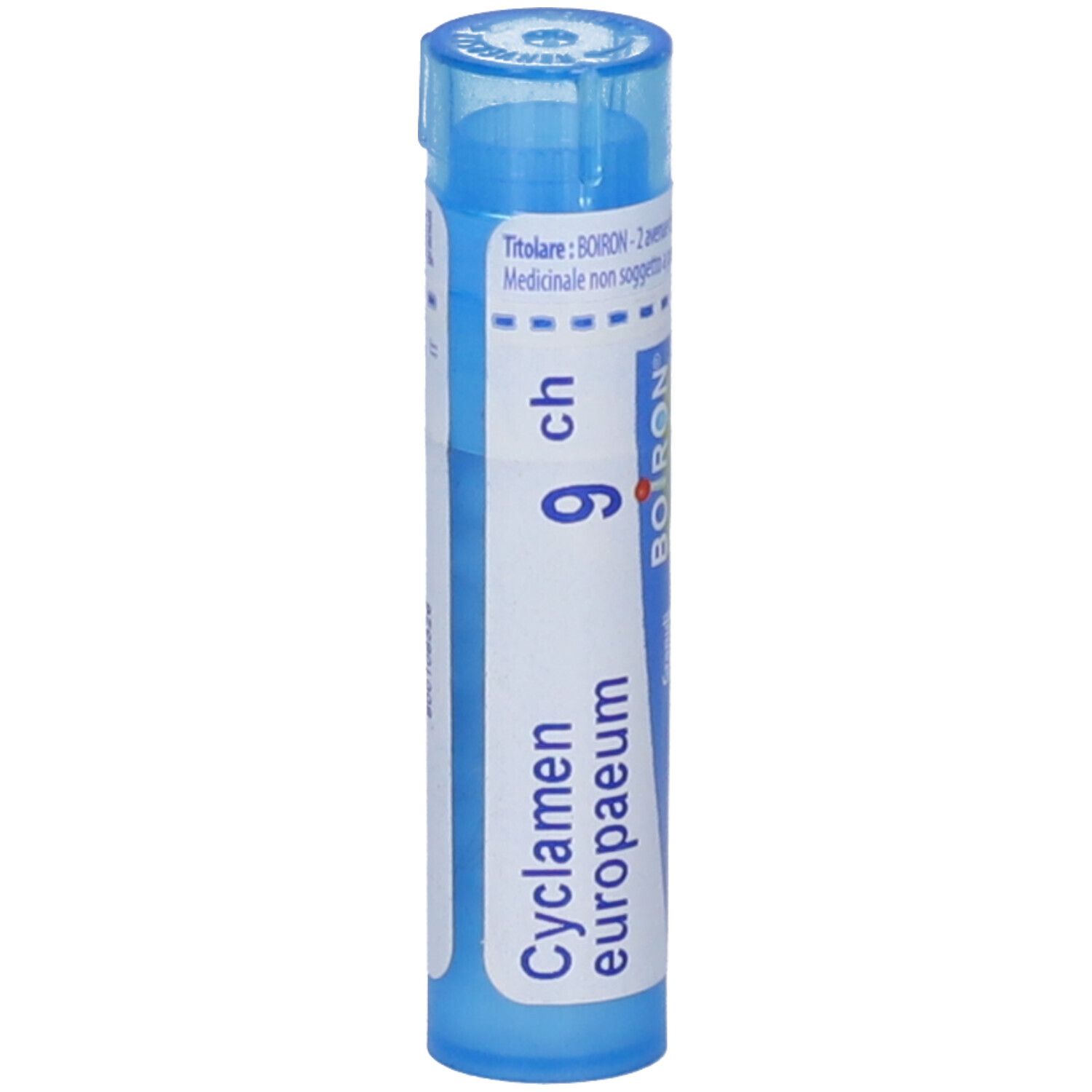 Tubo blu con etichetta bianca. 'Cyclamen europaeum 9 ch' e logo BOIRON. Scritte in francese.