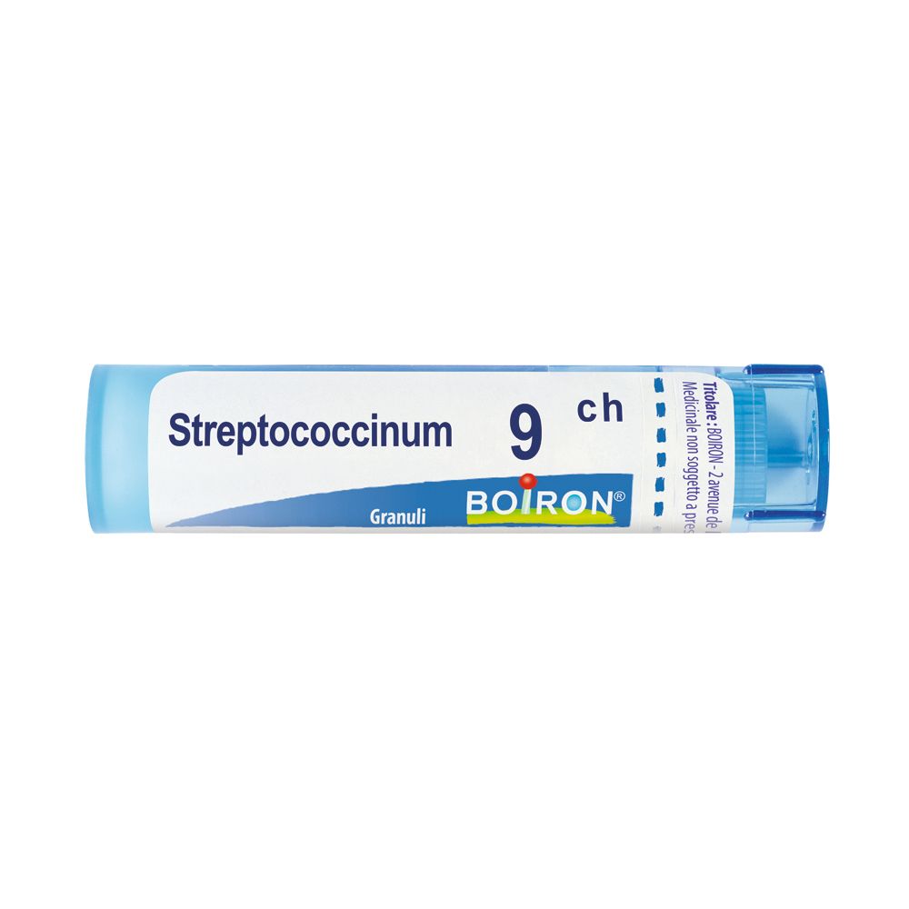 Tubo cilindrico blu chiaro con tappo blu. Scritta: Streptococcinum 9 ch, Granuli, Boiron. Etichetta bianca con testo blu.