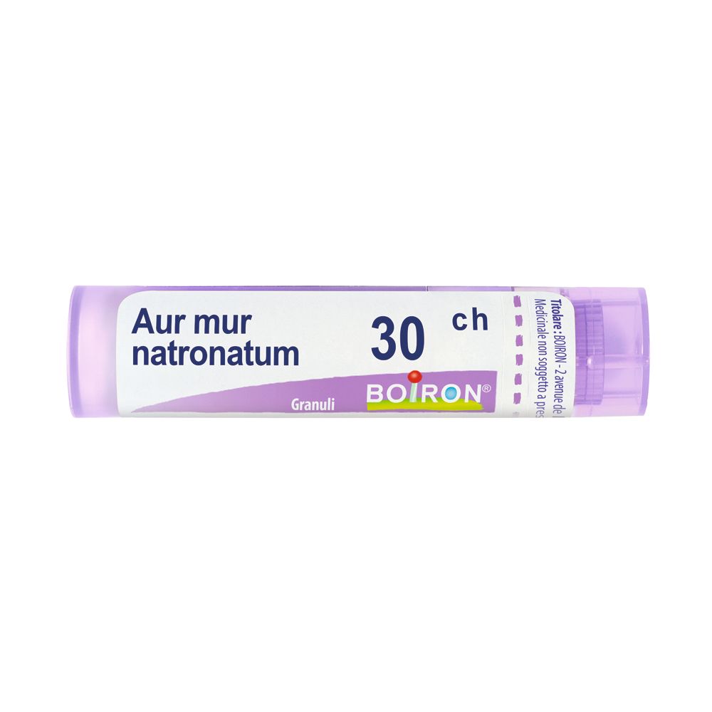 Confezione cilindrica con scritta 'Aur mur natronatum 30 ch' e 'BOIRON'. Tappo e testo viola.