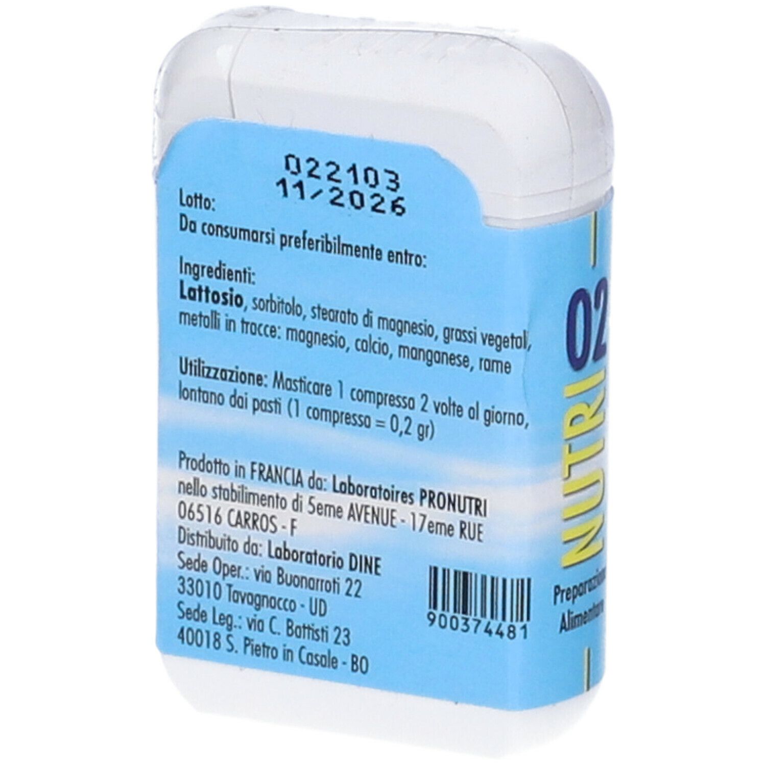 Contenitore bianco con etichetta blu. Scritta: Nutri 02, figura gialla. Contiene 60 compresse, peso netto 12 g. Prezzo 9,81 €. Testo sul retro.