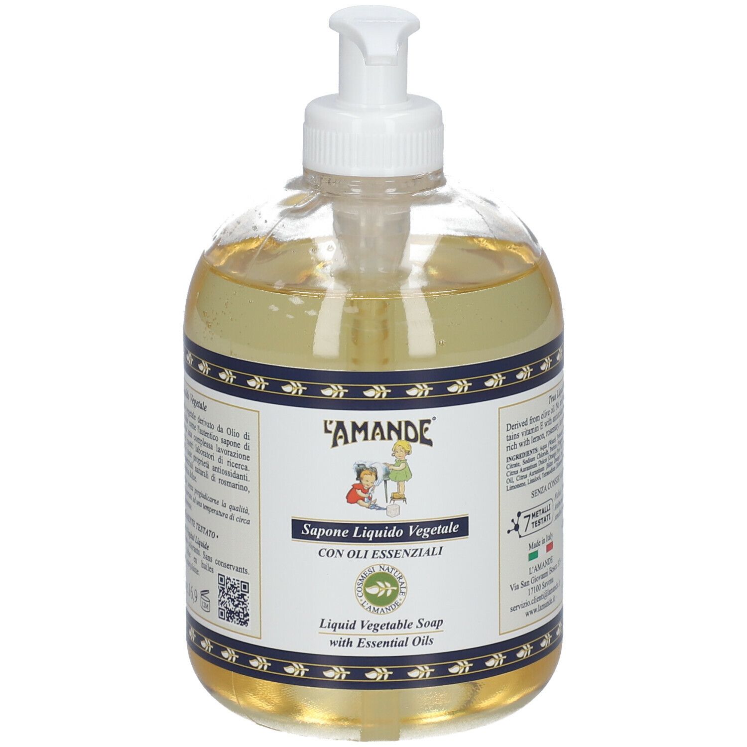 Flacone trasparente di sapone liquido con dosatore. Scritta: L'Amande, Sapone Liquido Vegetale, con oli essenziali.