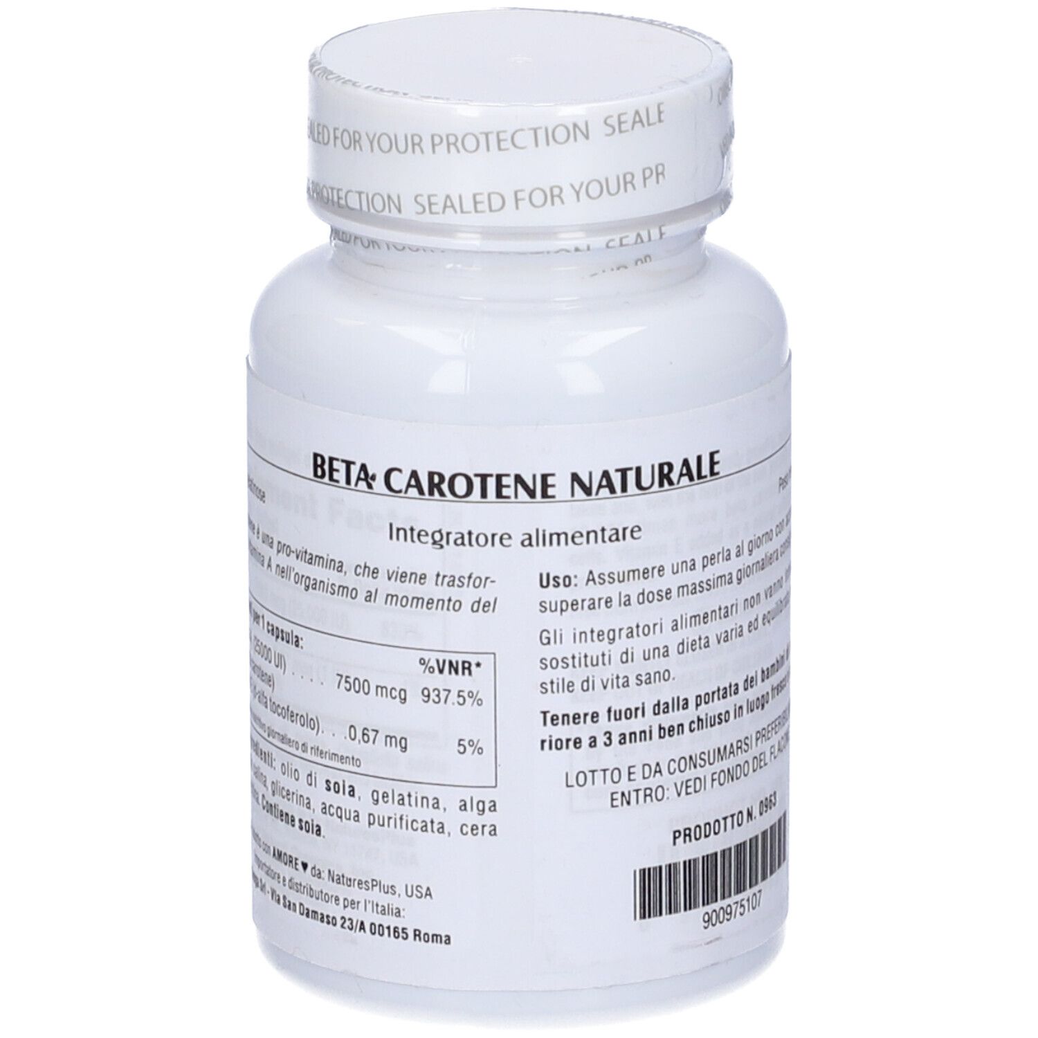 Flacone bianco con tappo bianco. Scritta: Beta Carotene 25,000 UI. 90 capsule. Vitamina A. Testo sul retro.