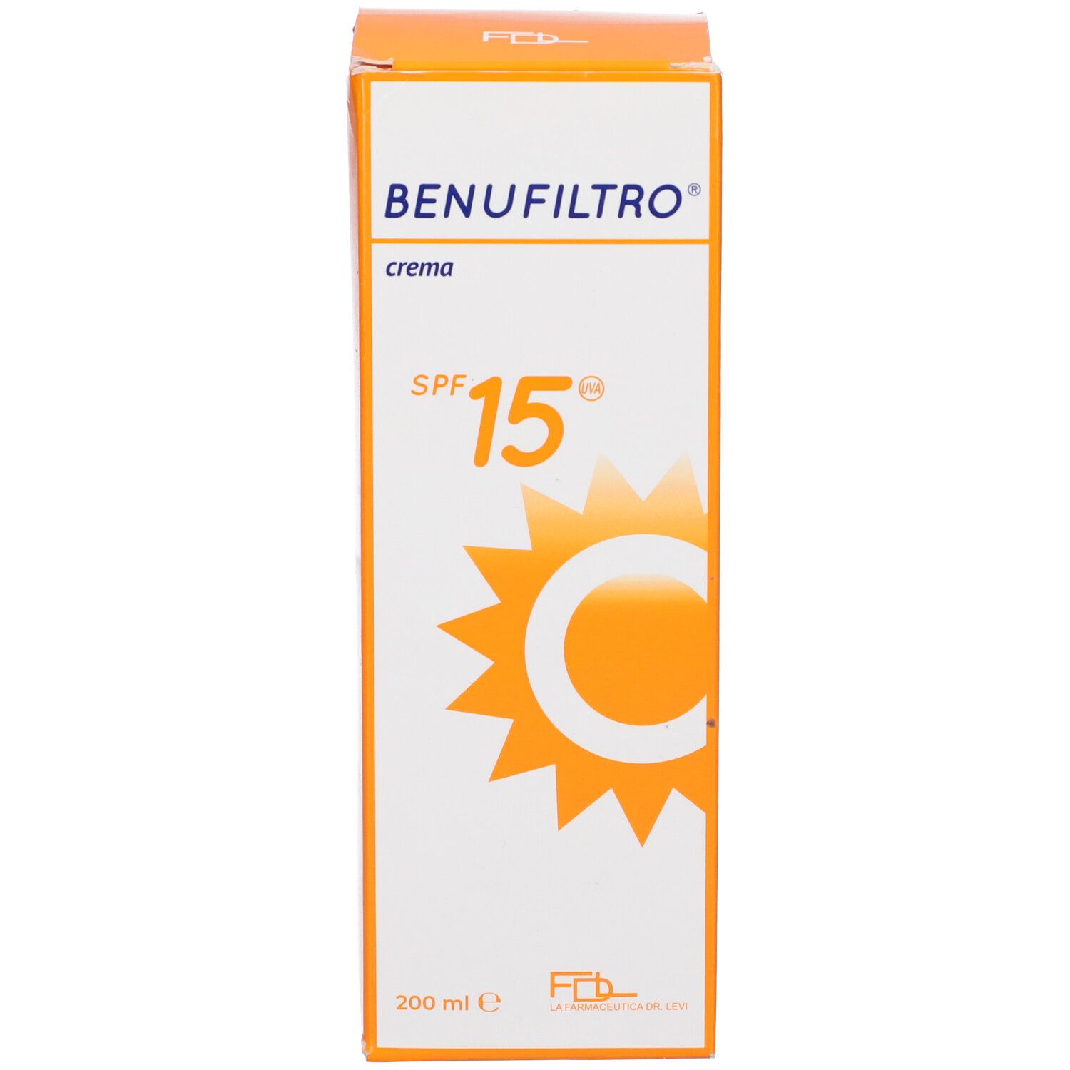 Confezione del prodotto. Testo: 'Benufiltro Crema SPF 15', '200 ml'.