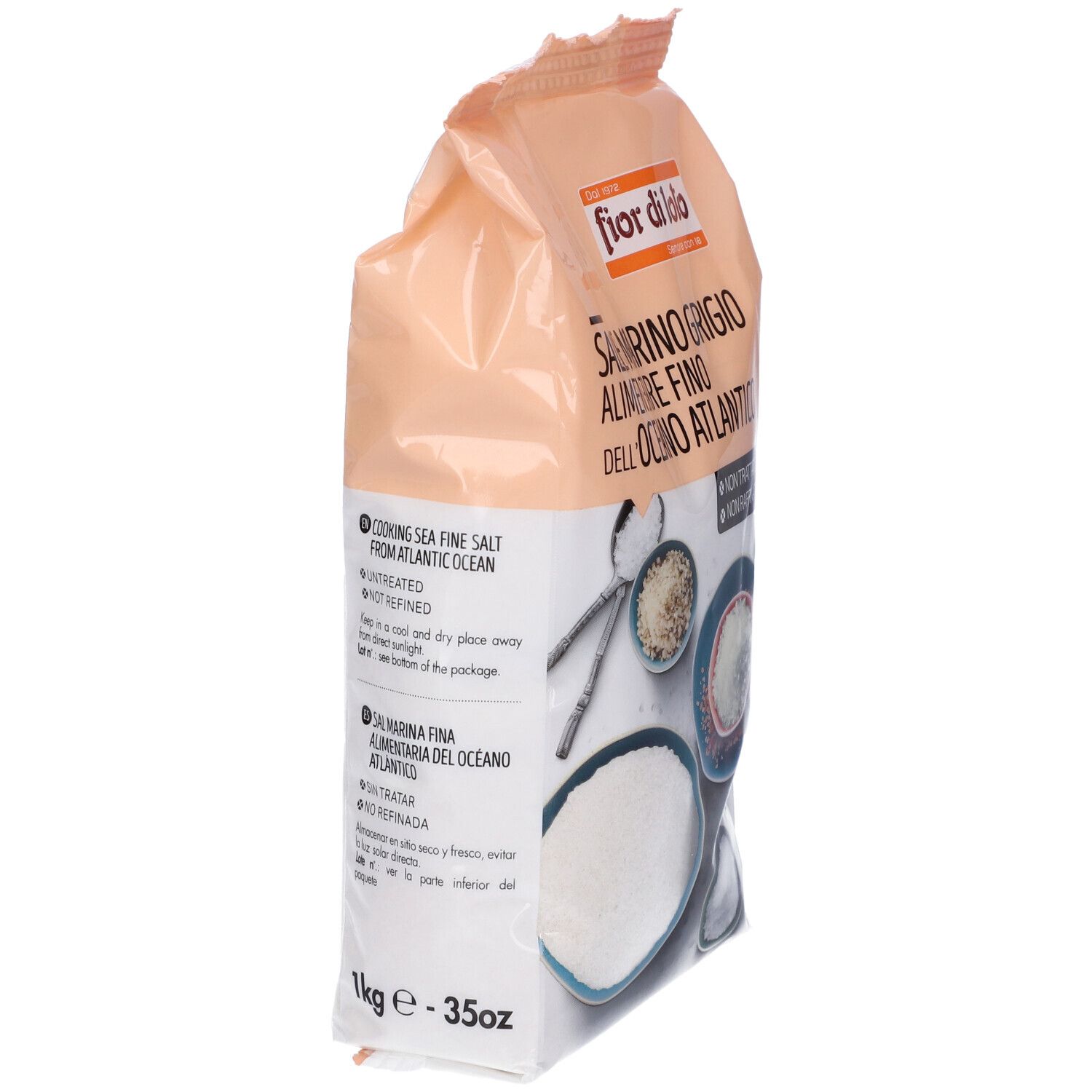 Confezione di sale marino grigio. Scritta: Fior di Loto, Sale Marino Grigio. Sale fino dell'Atlantico. 1kg - 35oz.