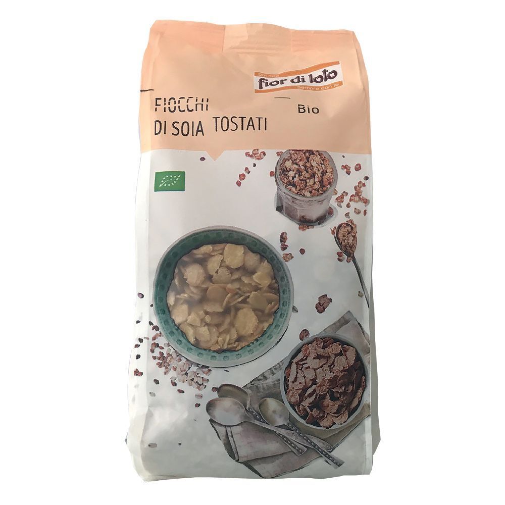 Confezione di fiocchi di soia tostati. Scritta: Fior di Loto, Bio. Illustrazione di fiocchi in ciotola e tazza.