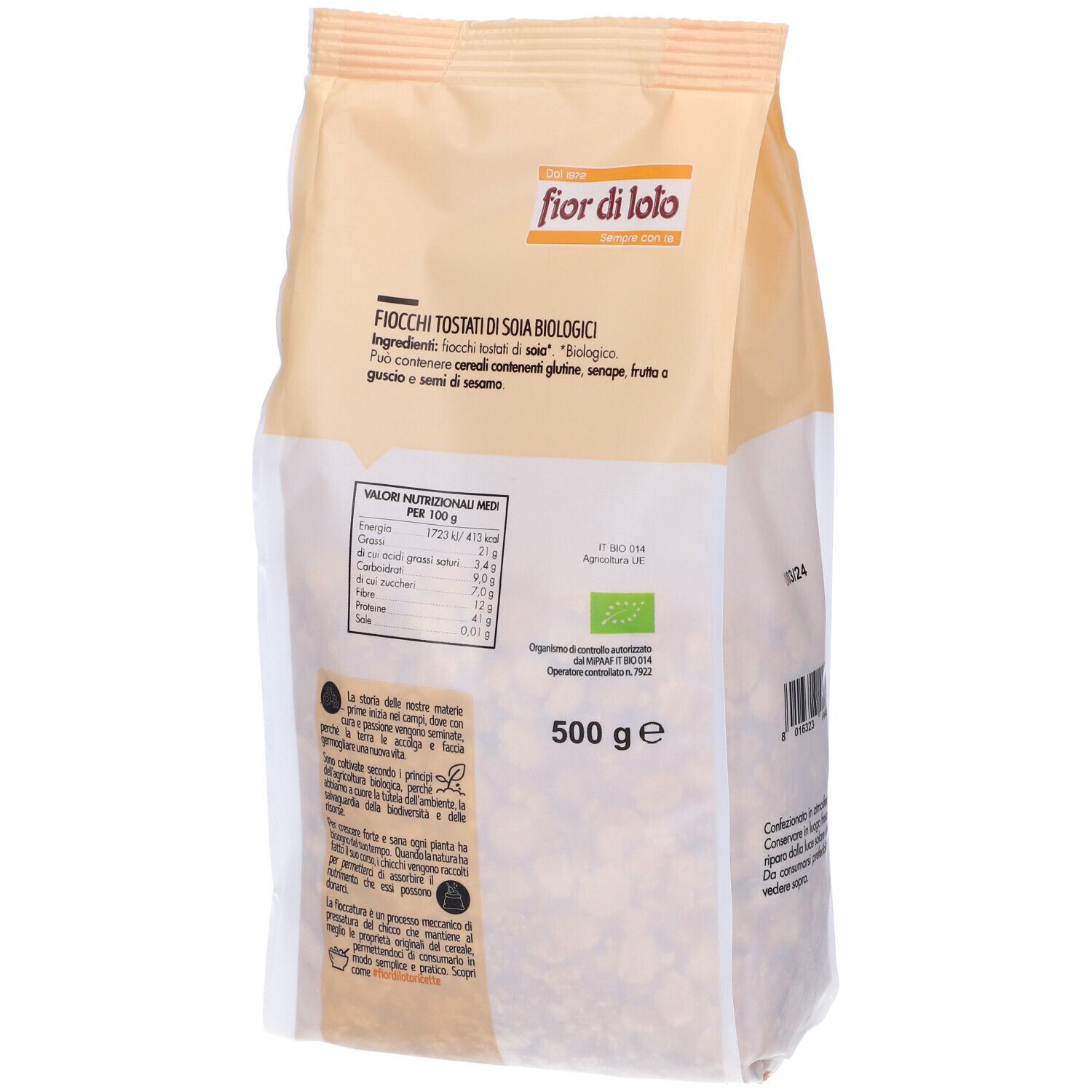 Retro della confezione di fiocchi di soia tostati. Scritta: Fior di Loto, Bio. Informazioni nutrizionali e testo.
