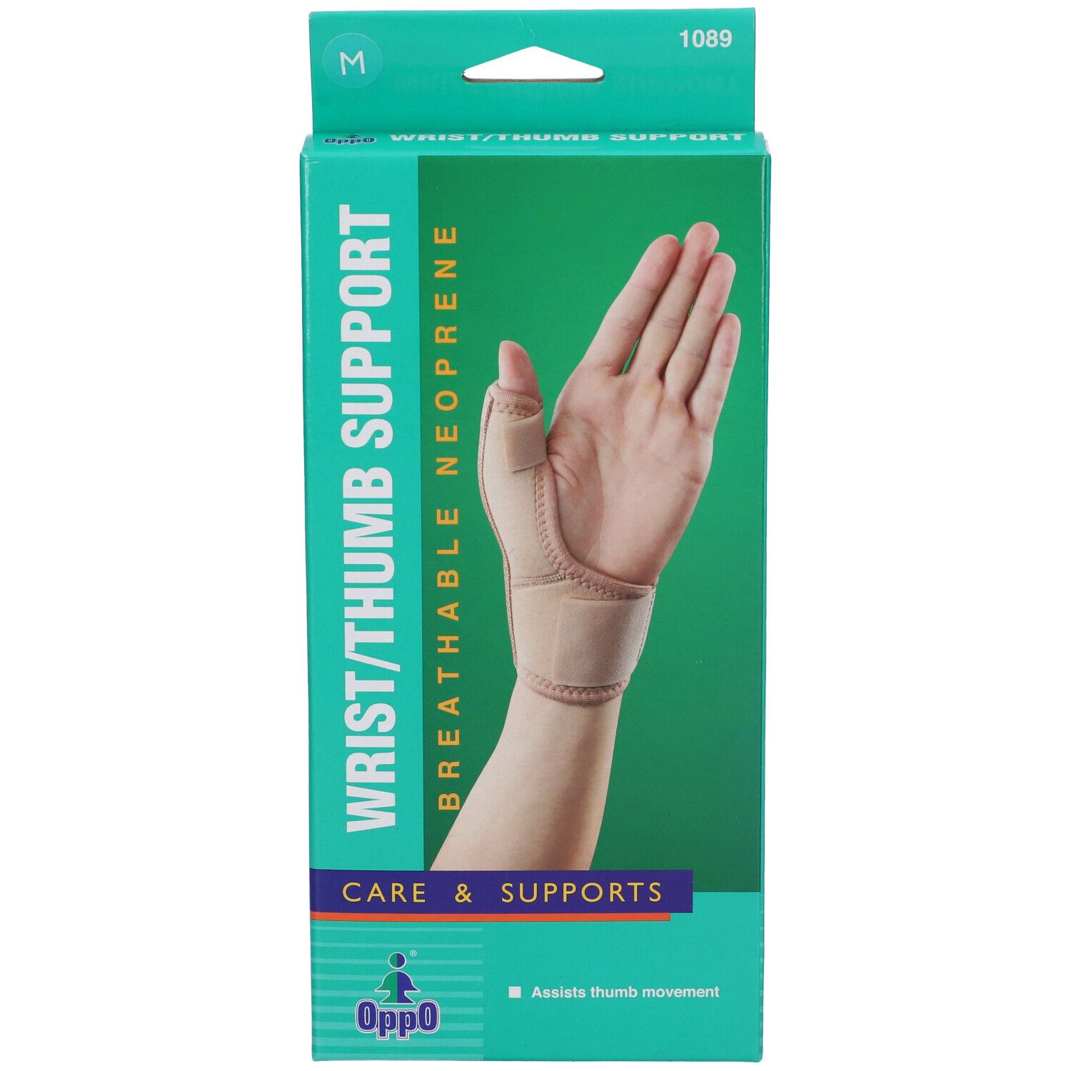 Vorderansicht der Verpackung des Handgelenk-/Daumenstütze. Aufschrift: Wrist/Thumb Support, atmungsaktives Neopren. Marke Oppo. Größe M.