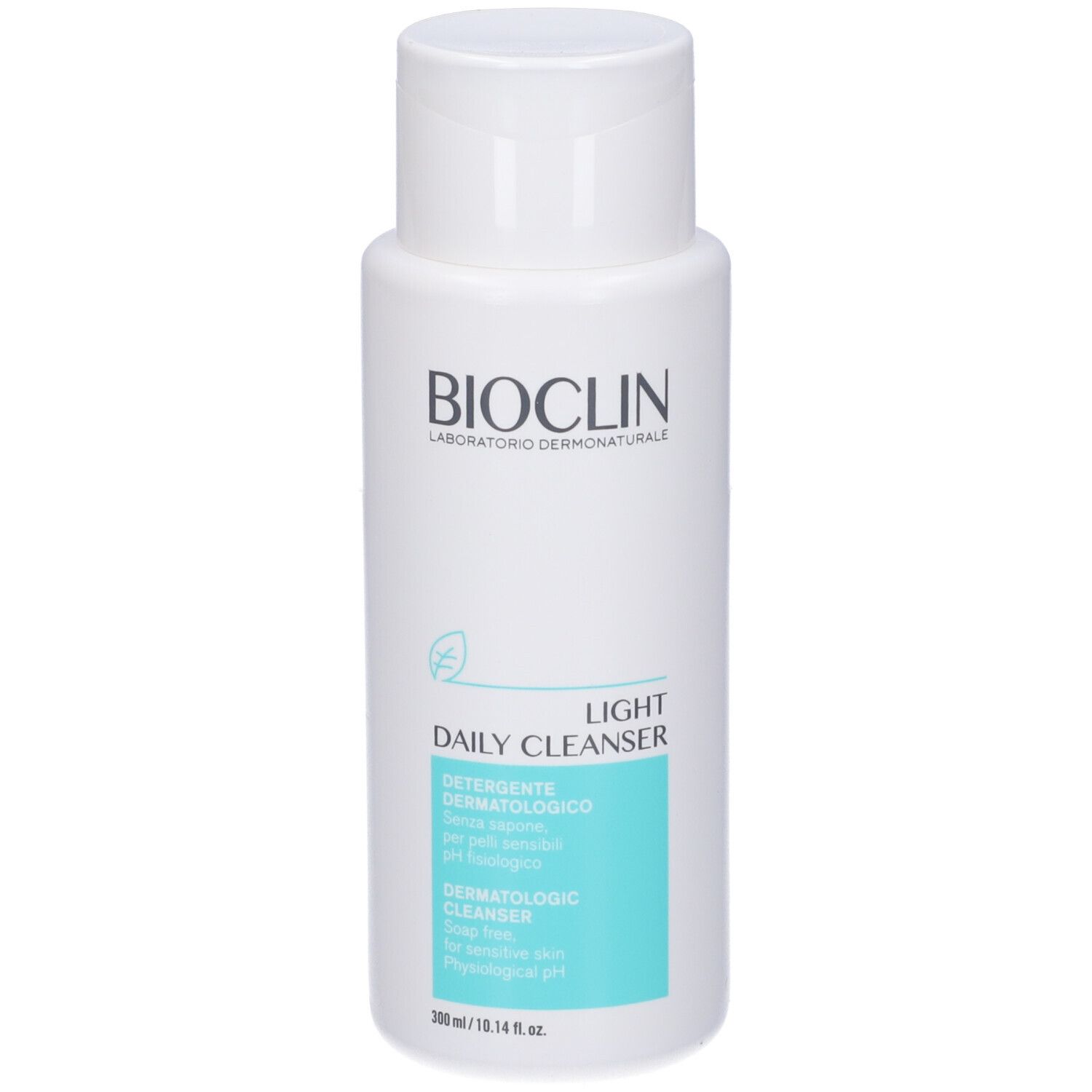 Flacone bianco con tappo a ribalta. Scritta: Bioclin Light Daily Cleanser. Rettangolo turchese con testo. 300 ml.