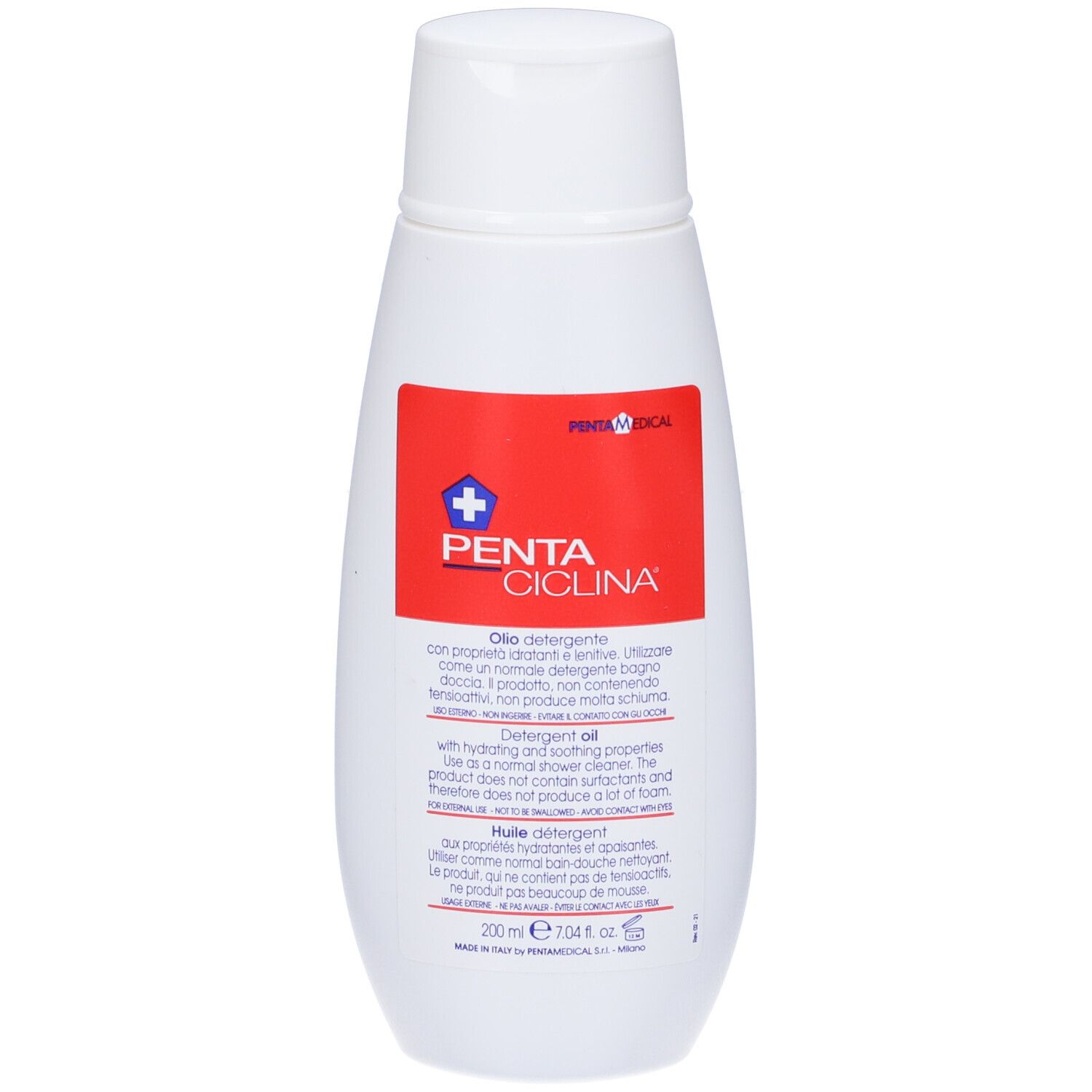 Flacone bianco con etichetta rossa. Scritta: PENTACICLINA, Olio detergente. Contiene testo in italiano, inglese e francese.