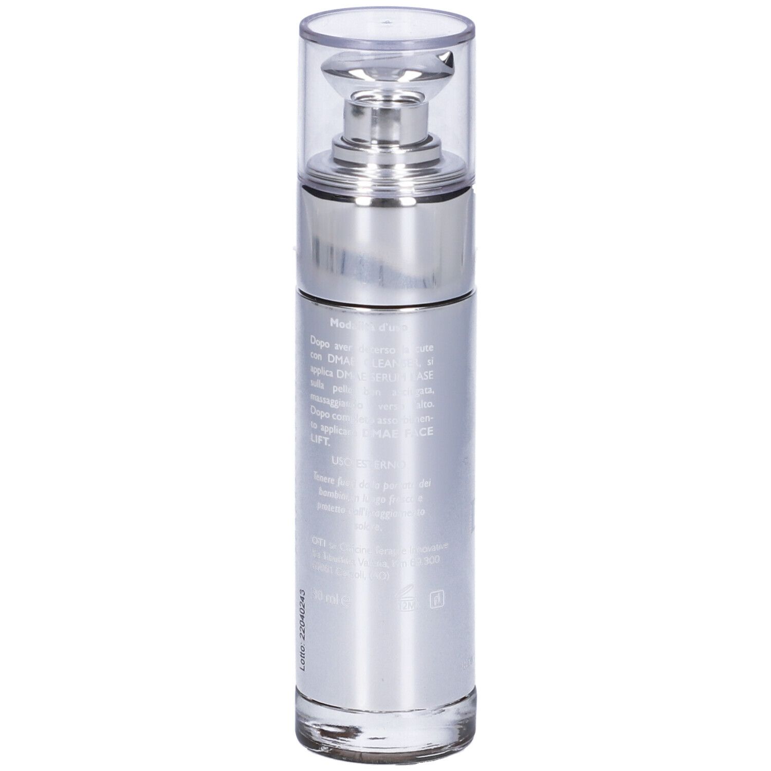 Flacone argentato con testa a pompa. Scritta: Dmae Serum Base.