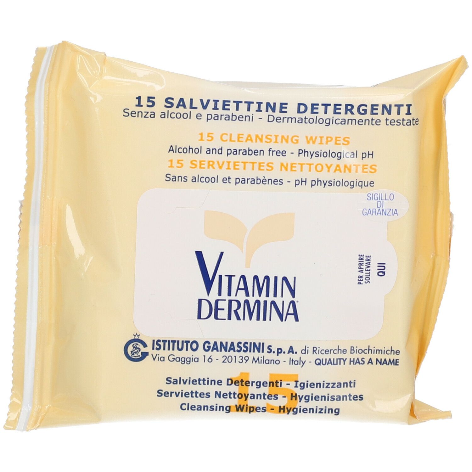 Confezione singola di salviettine. Scritta: Vitamin Dermina, 15 salviettine, senza alcool e parabeni.