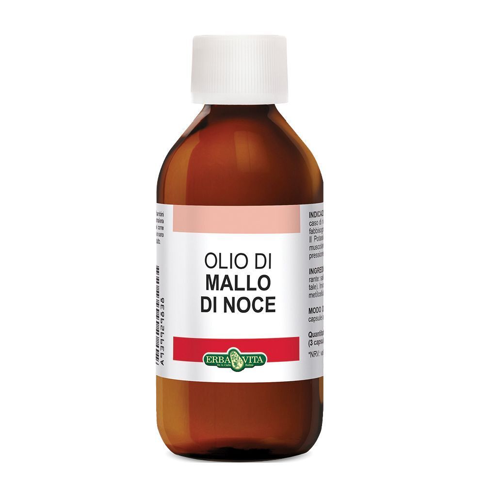 Flacone di vetro marrone con tappo bianco. Scritta: Olio di Mallo di Noce. Marchio: Erba Vita.
