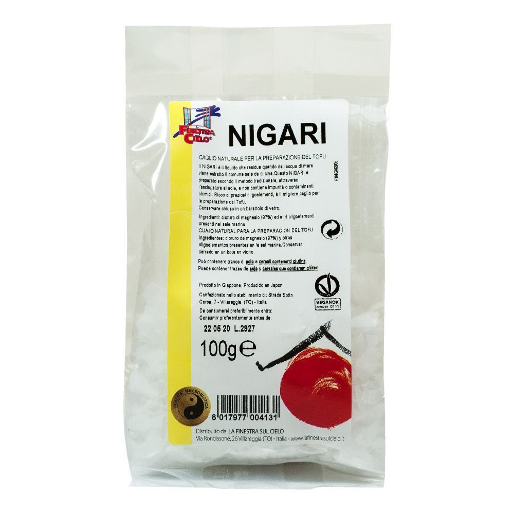 Busta trasparente con contenuto bianco. Scritta "Nigari" e logo. Etichetta gialla con testo italiano. Sigillo.